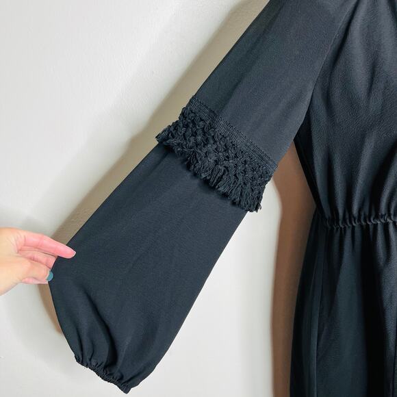 Sisley Shift Dress Medium Black Peasant Long Sleeve Fringe Versatile Knee Length - Picture 4 of 9